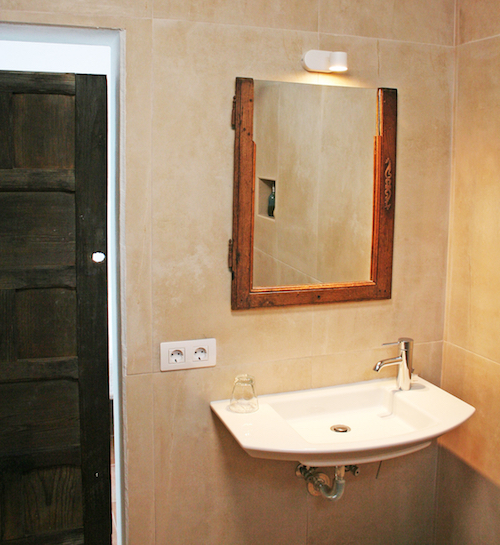 Il bagno della camera del patio